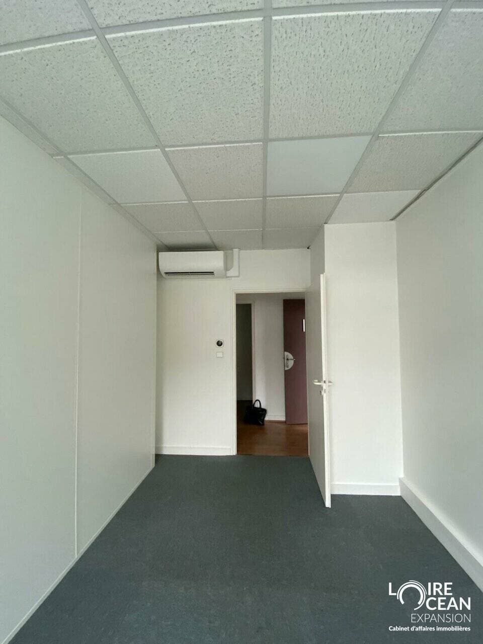 Local commercial · 133 m² · Location — photo 3