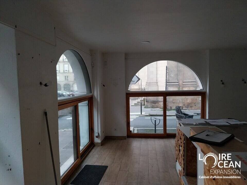 Local commercial · 60 m² · Location — photo 2