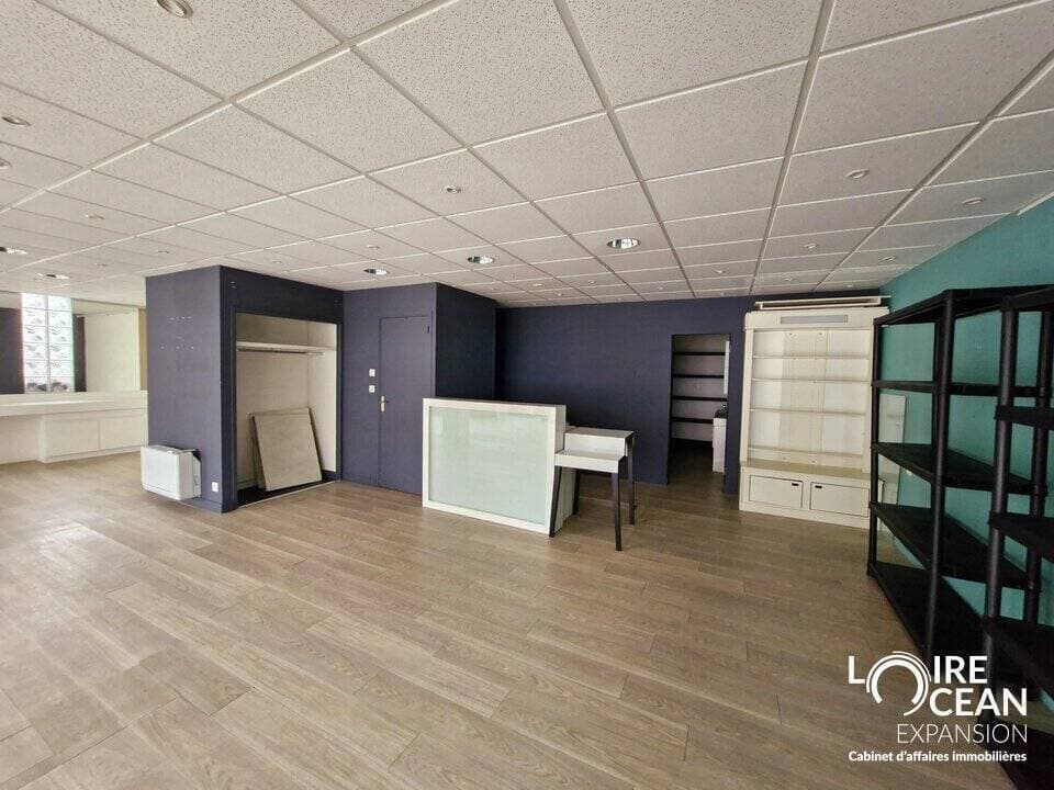 Local commercial · 95 m² · Location — photo 3