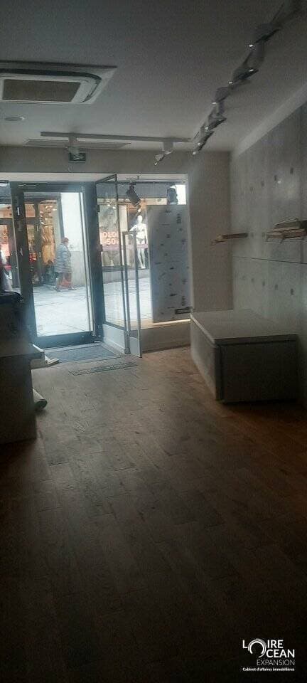 Local commercial · 80 m² · Location — photo 2