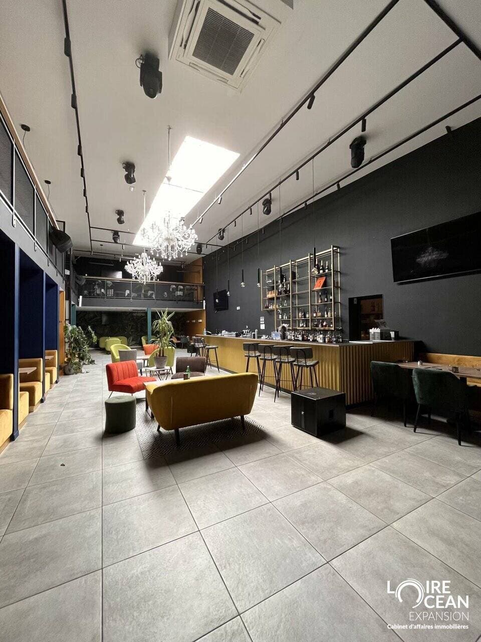 local Nantes 44300 — photo 1
