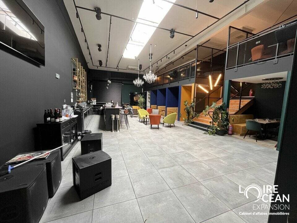 Local commercial · 486 m² · Location — photo 3