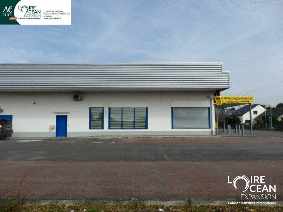 Local commercial · 980 m² · Location — photo 2
