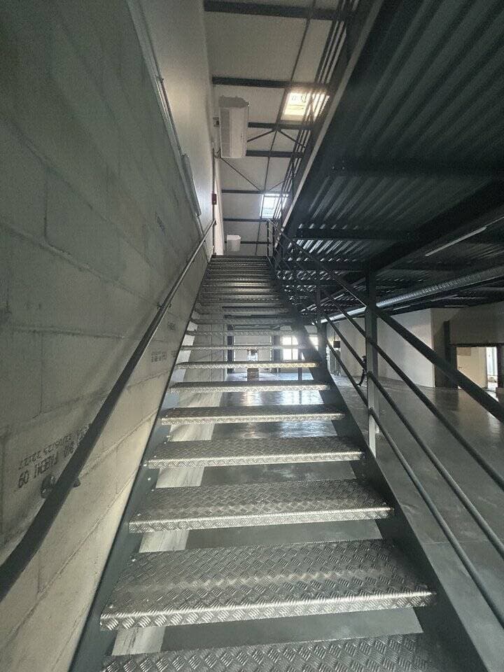 Local commercial · 1256 m² · Achat des murs — photo 3