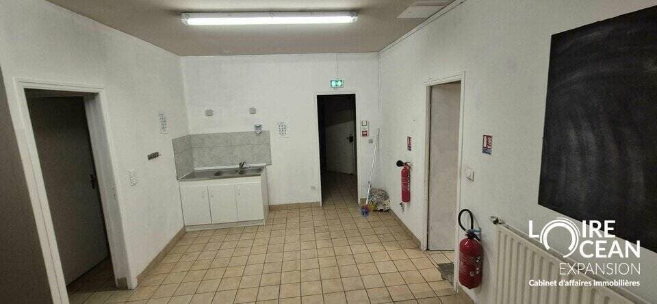 Local commercial · 500 m² · Achat des murs — photo 3