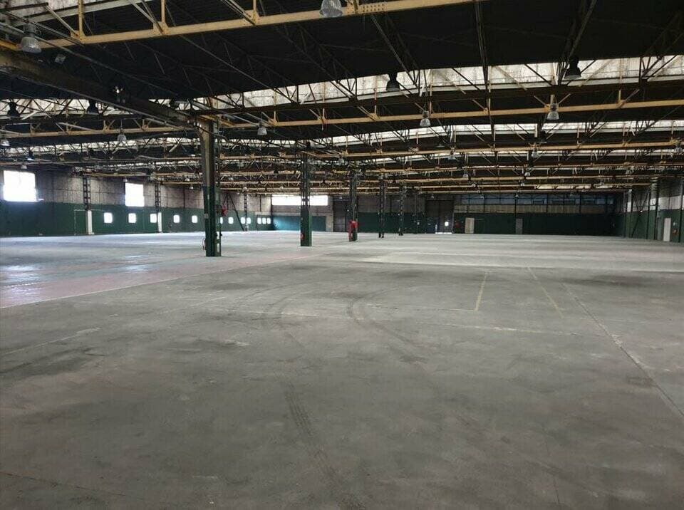 Local commercial · 5600 m² · Location — photo 2