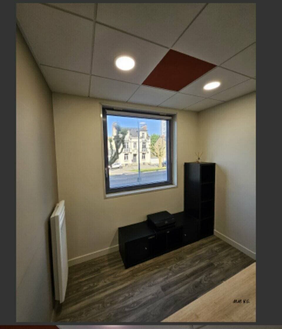 Local commercial · 30 m² · Location — photo 2