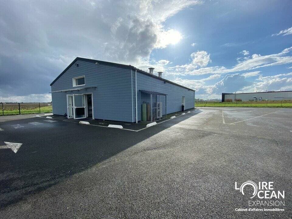 local Mouzillon 44330 — photo 1