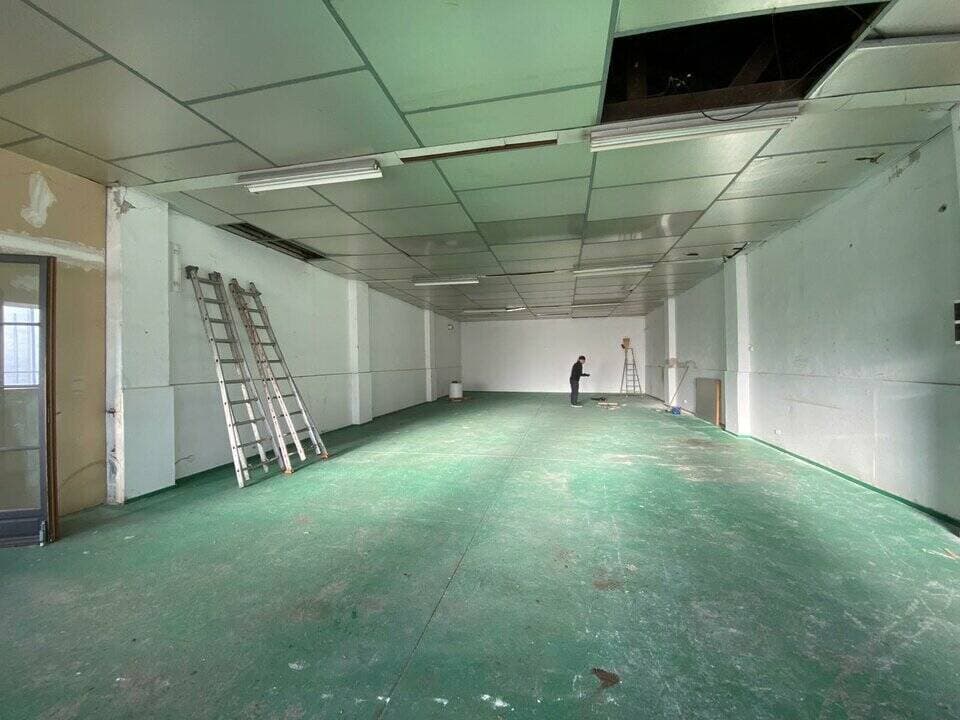 Local commercial · 525 m² · Location — photo 2
