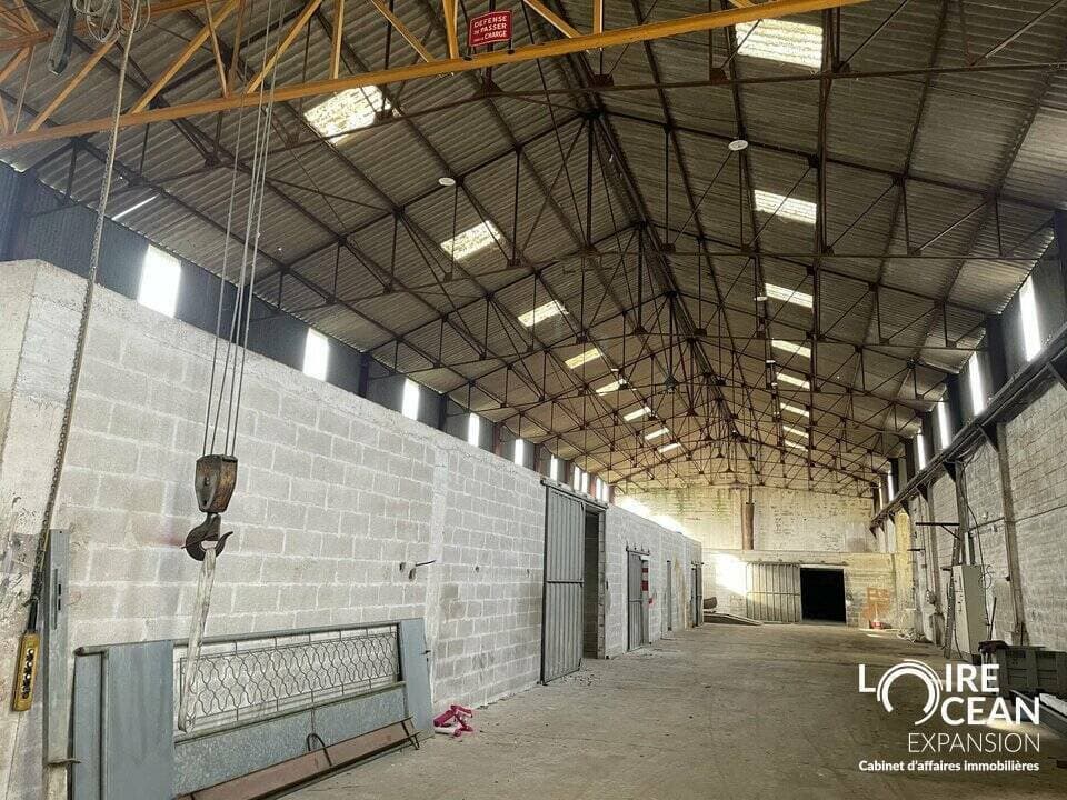Local commercial · 900 m² · Location — photo 3