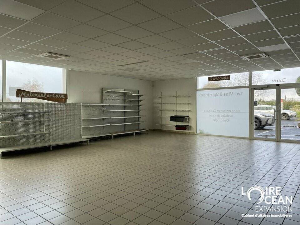 Local commercial · 780 m² · Achat des murs — photo 1