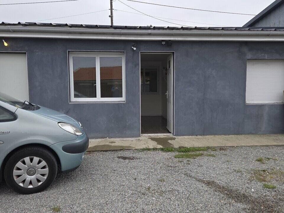 Local commercial · 70 m² · Location — photo 2