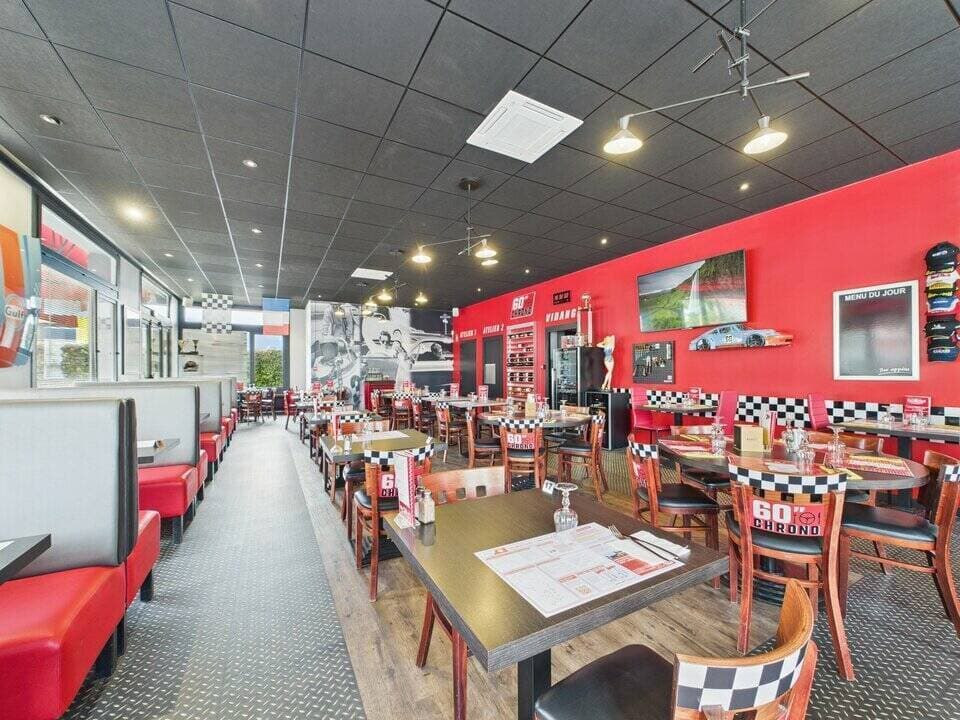 Restaurant brasserie · 600 m² · Achat des murs — photo 2