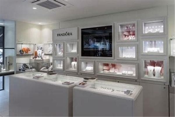 Local commercial — Eure — photo 1