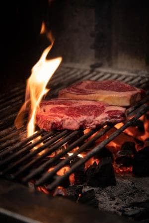 Commerce de village avec restauration a la cheminee · Fonds de commerce — photo 1