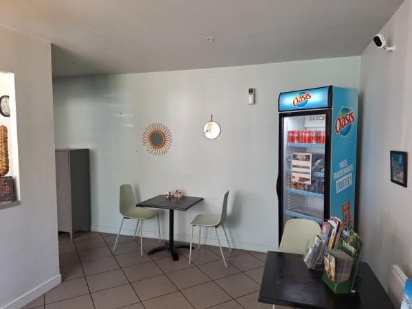 Local commercial — TOURS — photo 1