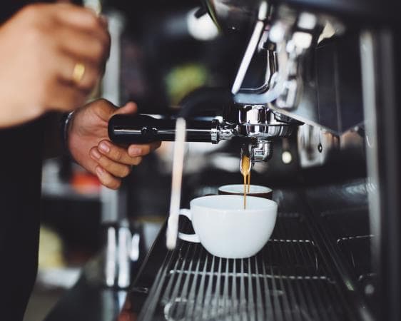 Local commercial — Orne — photo 1