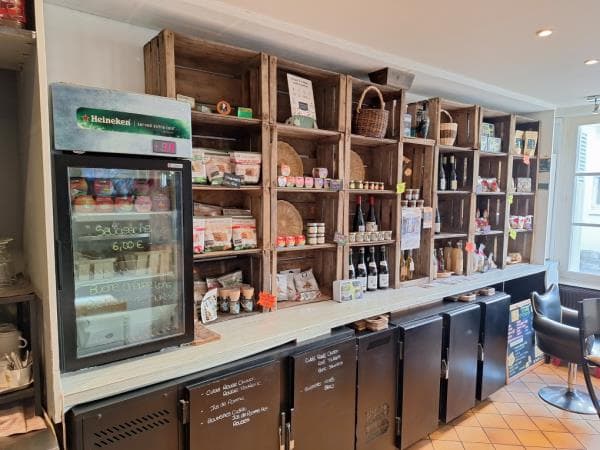 Local commercial — TOURS — photo 1