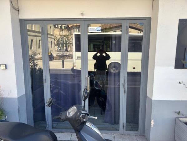 Local commercial — Gard — photo 1