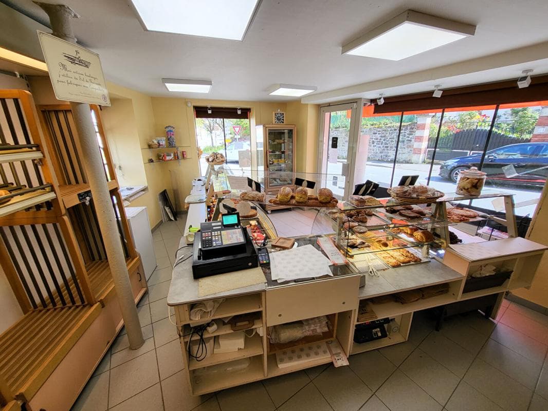Boulangerie · 220 m² · Fonds de commerce — photo 2