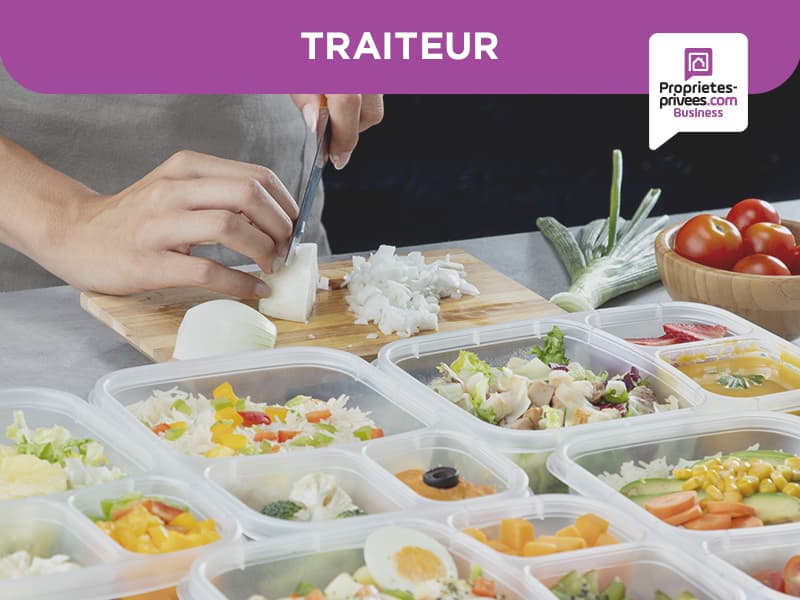 Local commercial 11 m² — ROYAN — photo 1