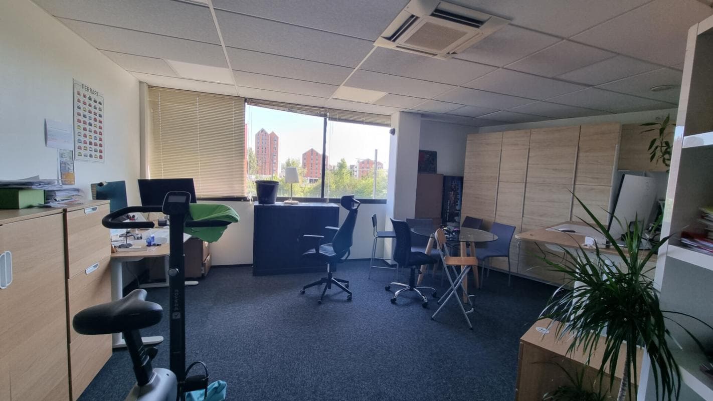 Local commercial · 27 m² · Fonds de commerce — photo 1