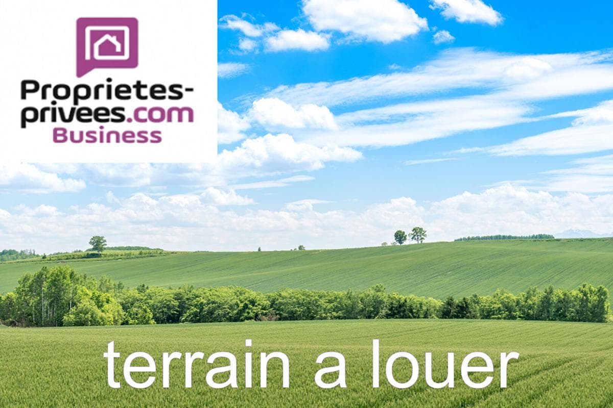 Local commercial 2500 m² — COGOLIN — photo 1