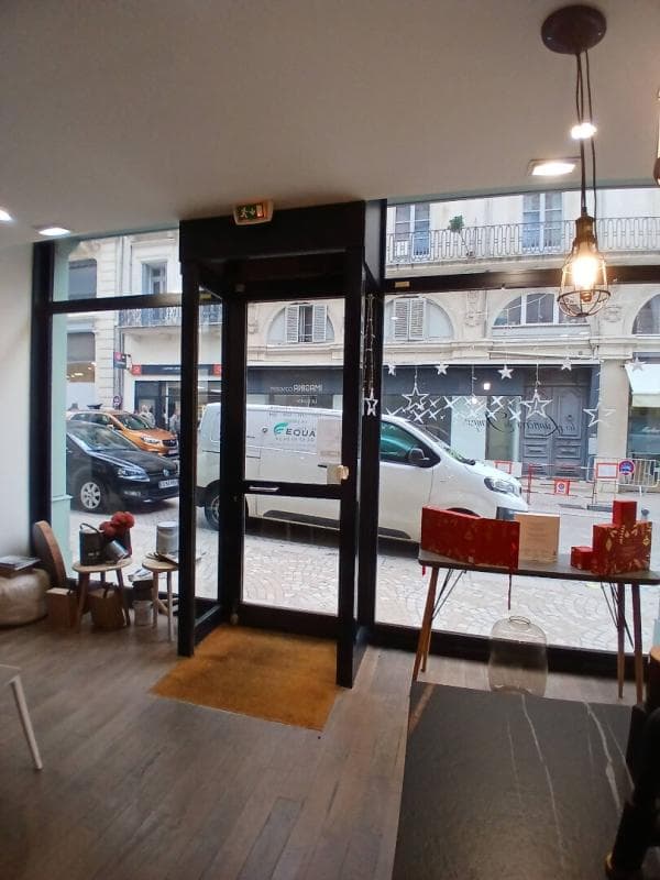 Local commercial · 50 m² · Cession de bail — photo 2
