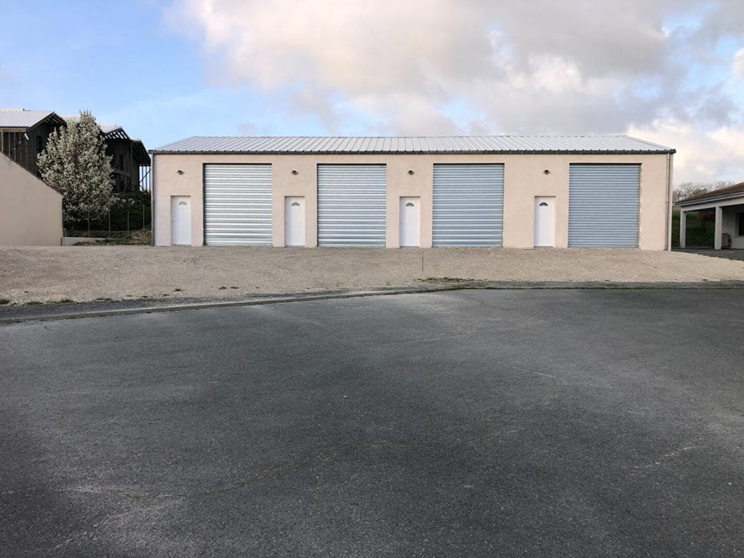 Local commercial · 855 m² · Fonds de commerce — photo 2