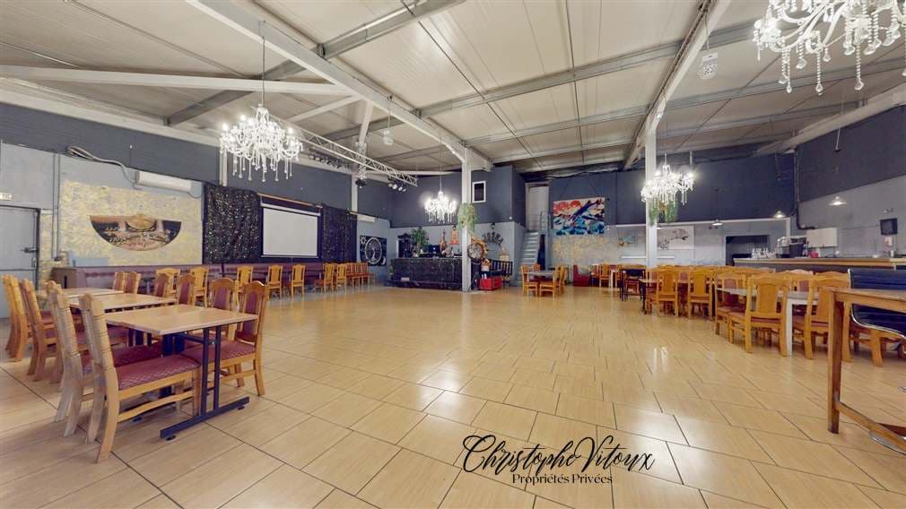 Local commercial · 300 m² · Fonds de commerce — photo 3