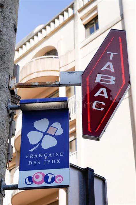 Local commercial 64 m² — DIJON — photo 1