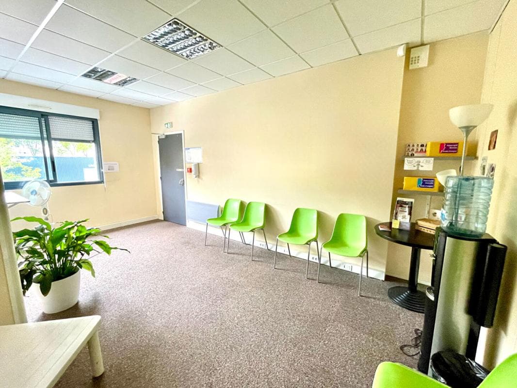 Local commercial · 200 m² · Cession de bail — photo 3