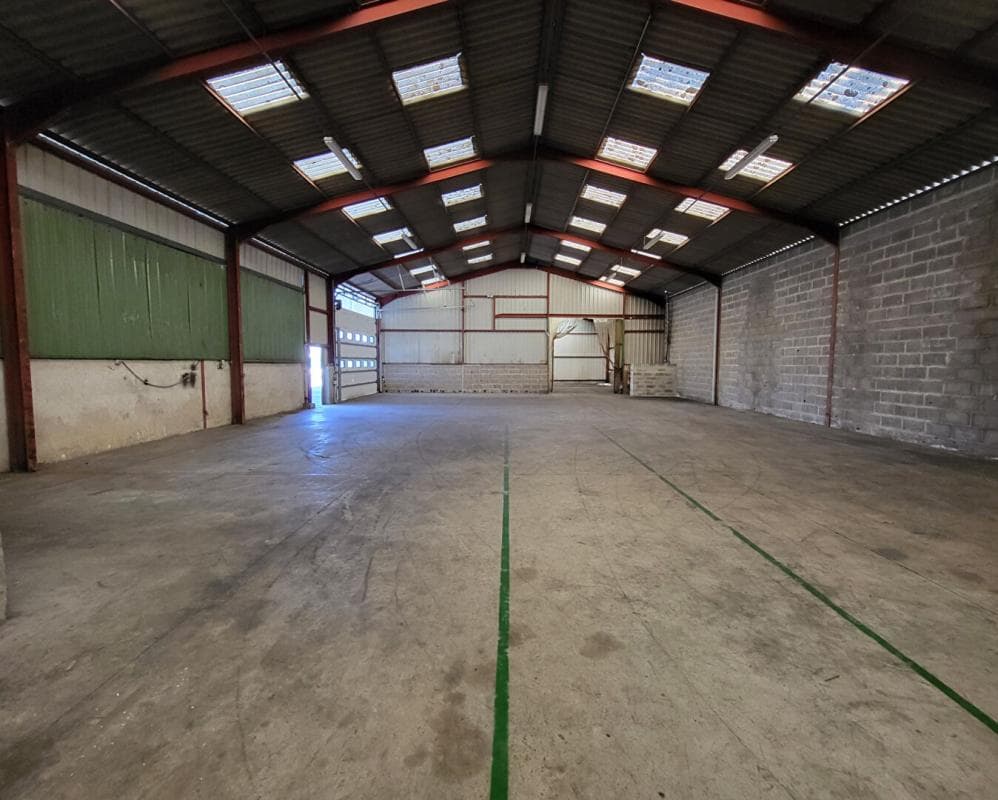 Local commercial · 110 m² · Cession de bail — photo 1