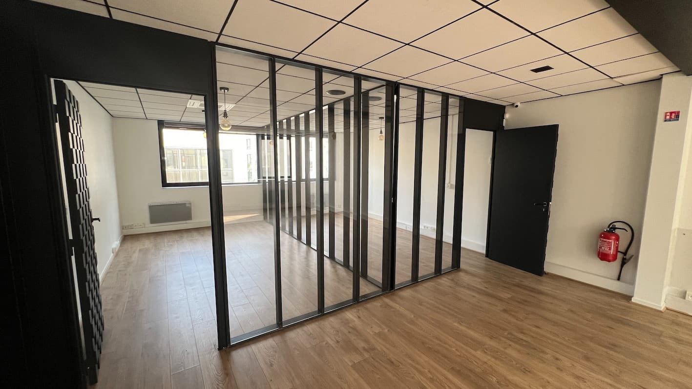 Local commercial 120 m² — BOULOGNE-BILLANCOURT — photo 1