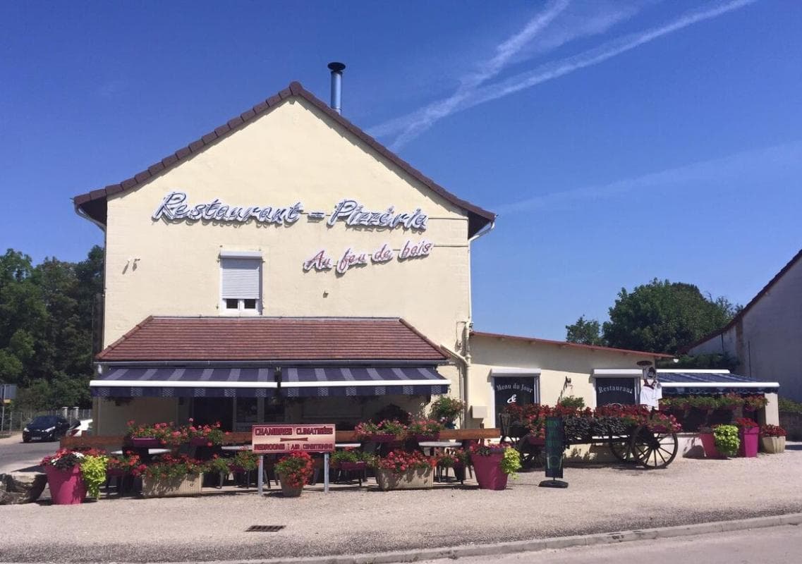 Local commercial 250 m² — CHALON-SUR-SAONE — photo 1