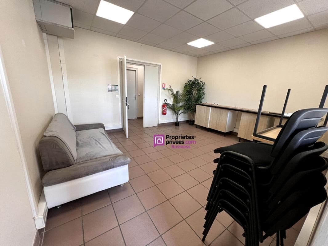 Local commercial · 38 m² · Cession de bail — photo 2