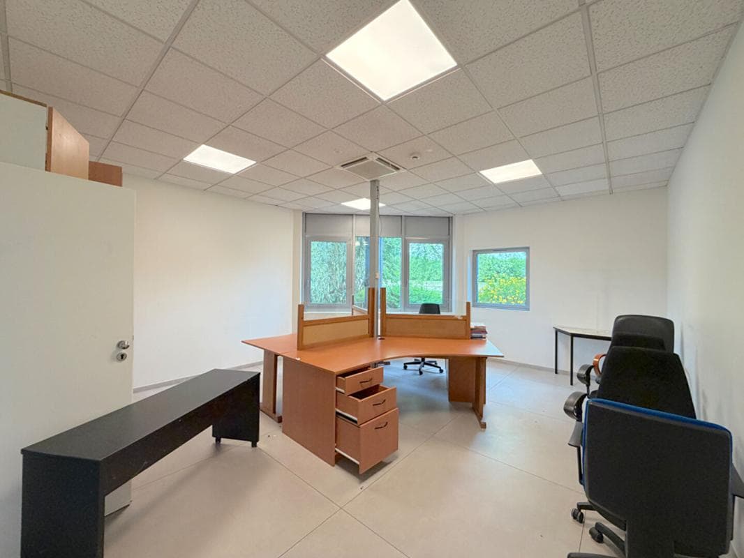 Local commercial · 30 m² · Cession de bail — photo 1
