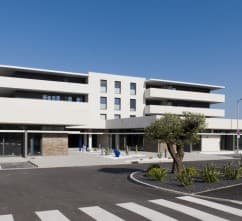 Local commercial 115 m² — PERPIGNAN — photo 1