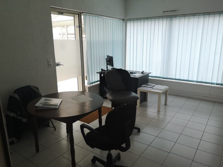 Local commercial · 120 m² · Location — photo 1