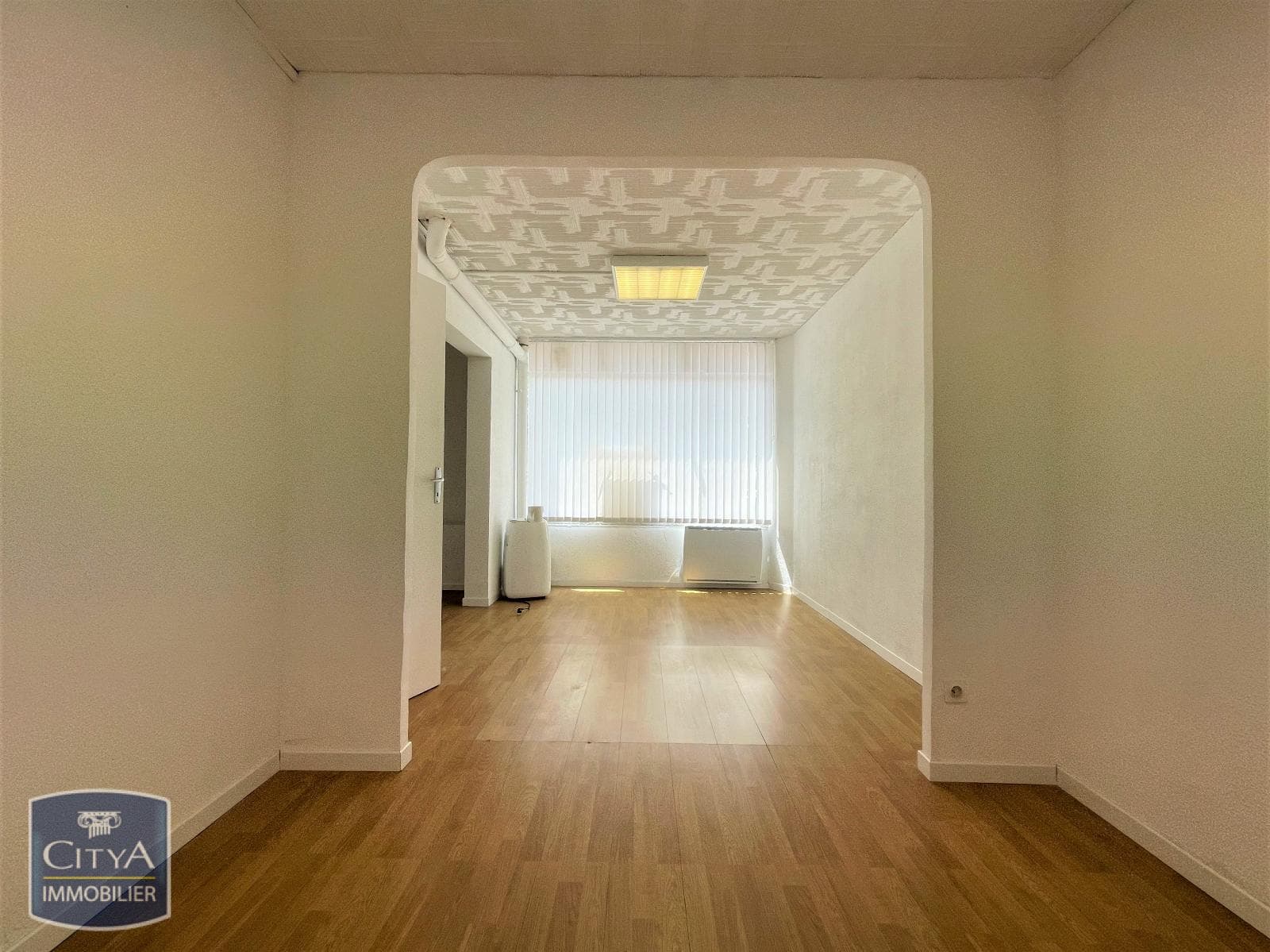 Local commercial · 50 m² · Achat des murs — photo 2