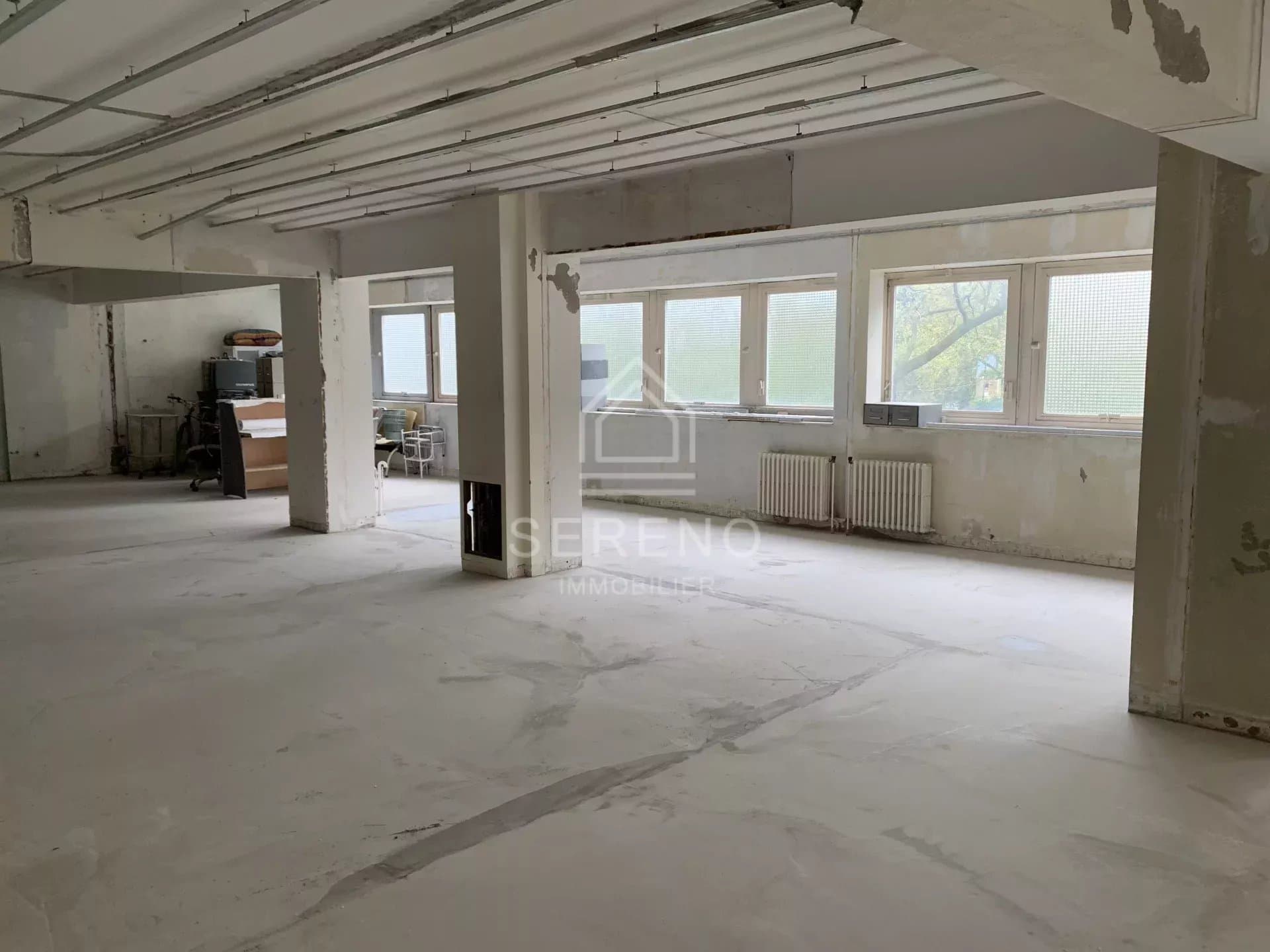 Local commercial · 220 m² · Achat des murs — photo 3