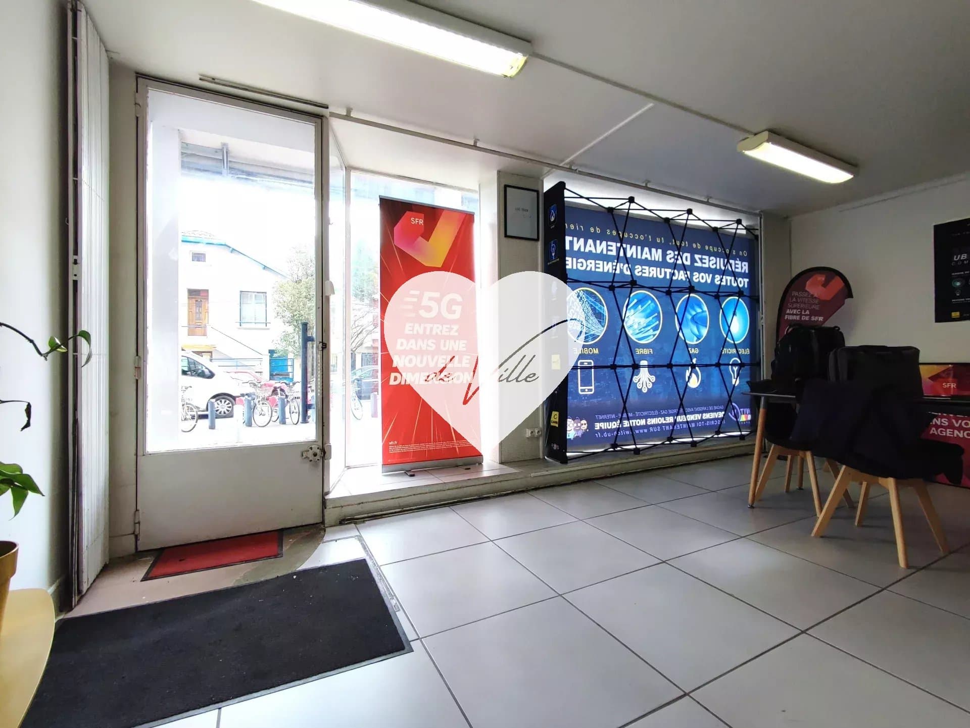 Local commercial · 47 m² · Achat des murs — photo 3