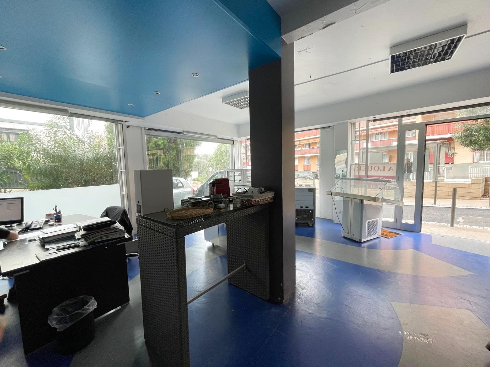 Local commercial · 67 m² · Location — photo 3