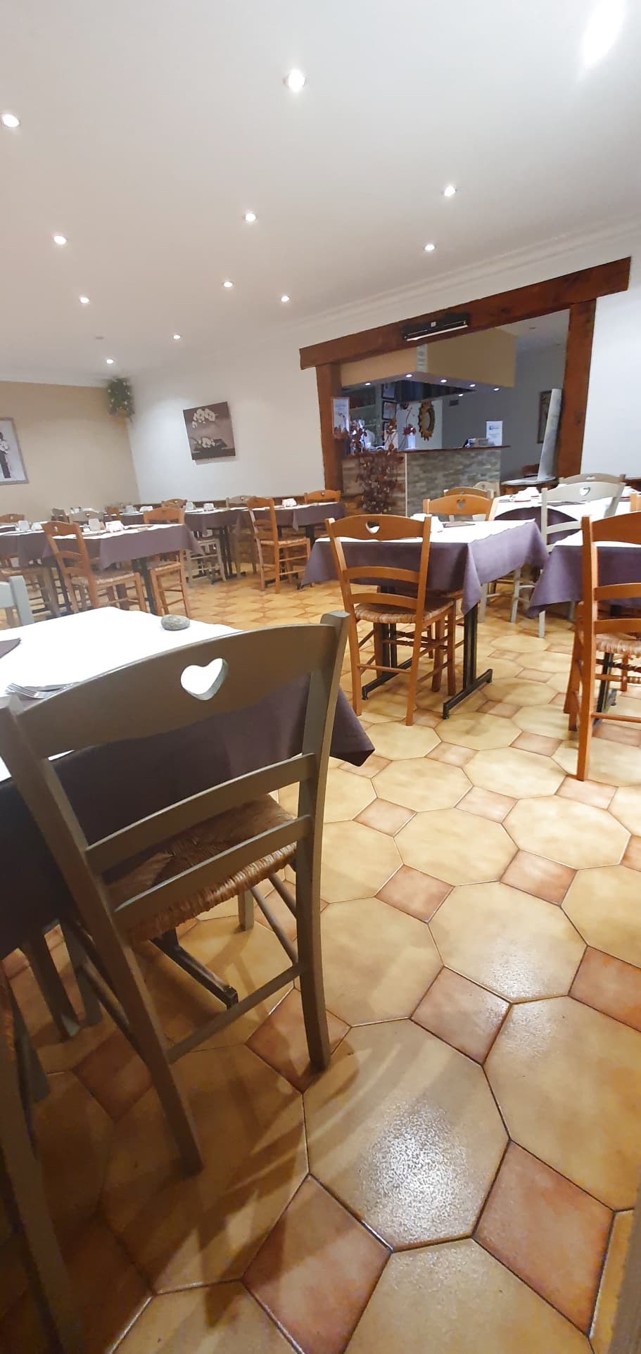 Local commercial 117 m² — MITRY MORY — photo 1