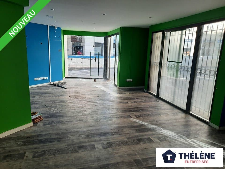 Local commercial · 49 m² · Location — photo 3
