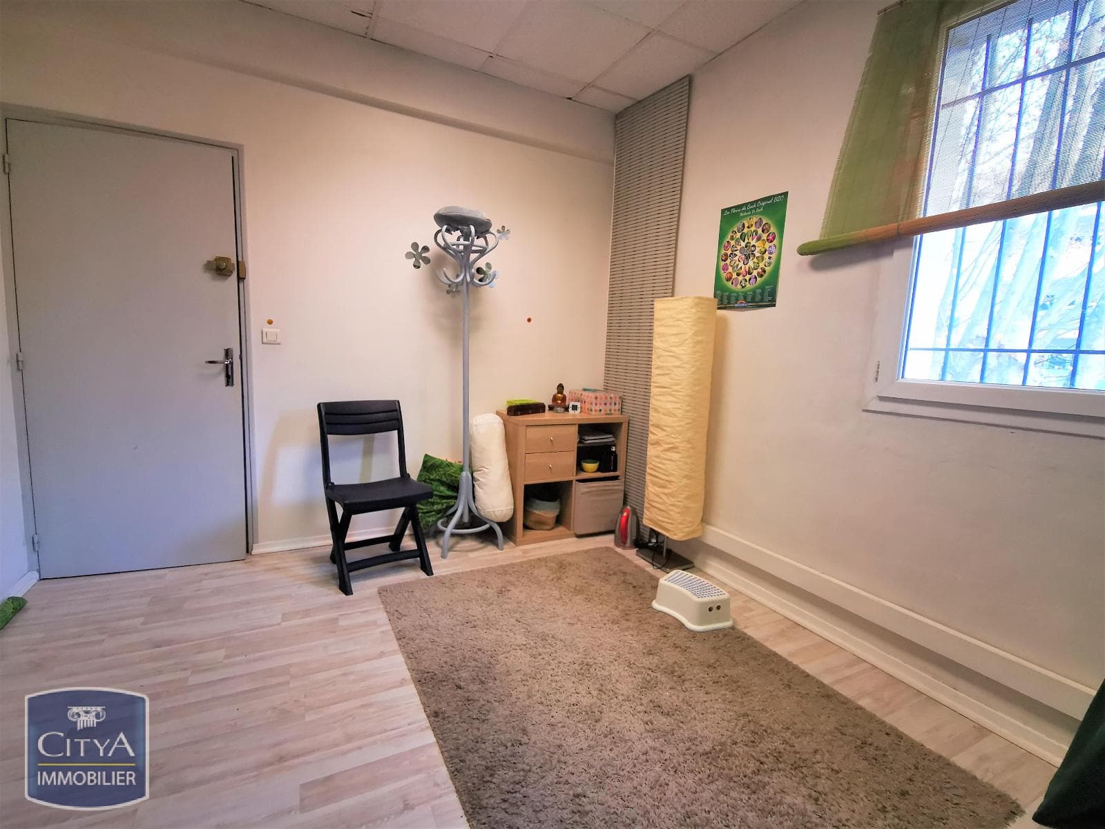 Local commercial · Location — photo 2