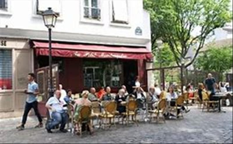 Local commercial — FONTAINEBLEAU — photo 1