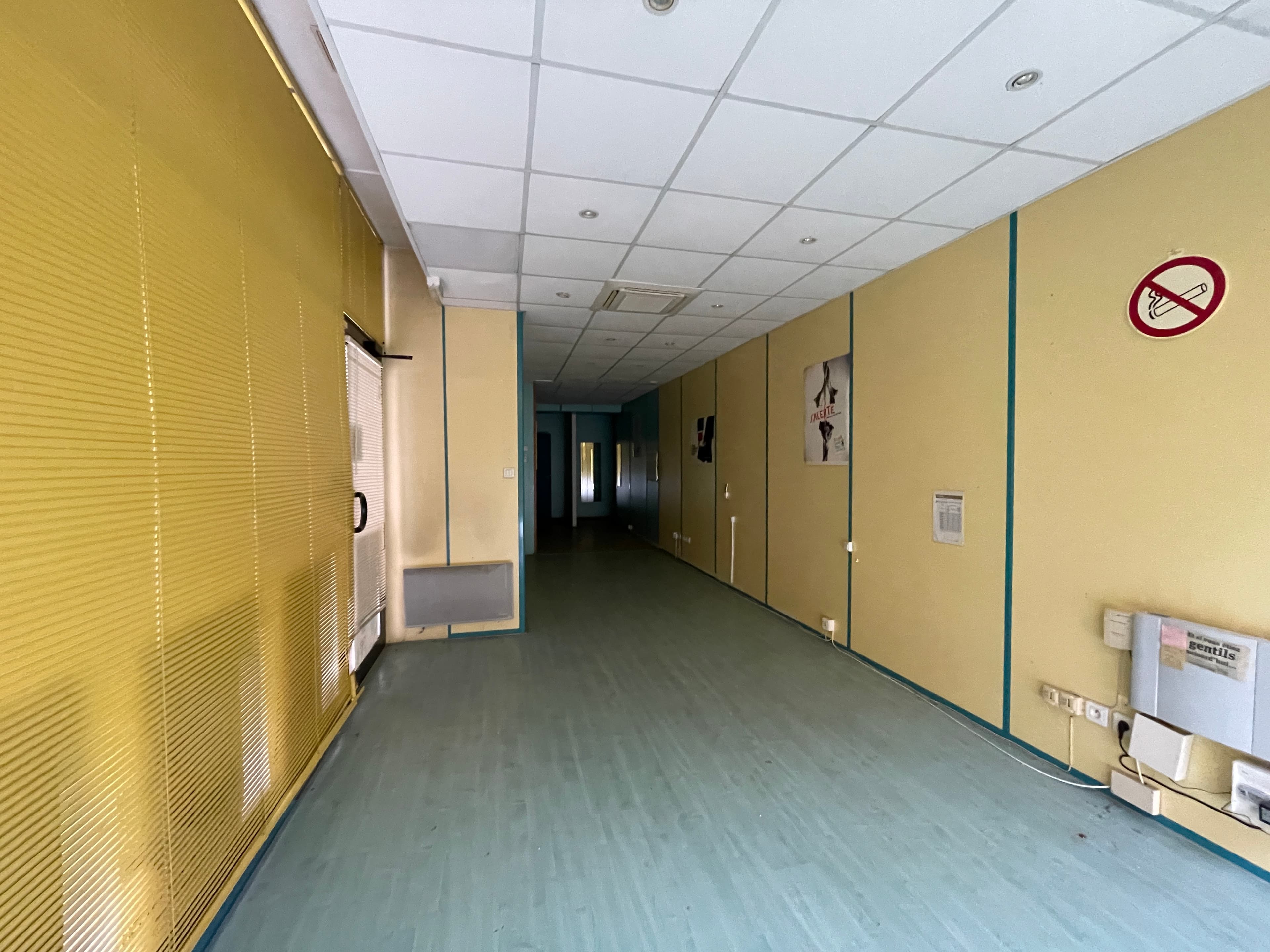 Local commercial 109 m² — MOSELLE — photo 1