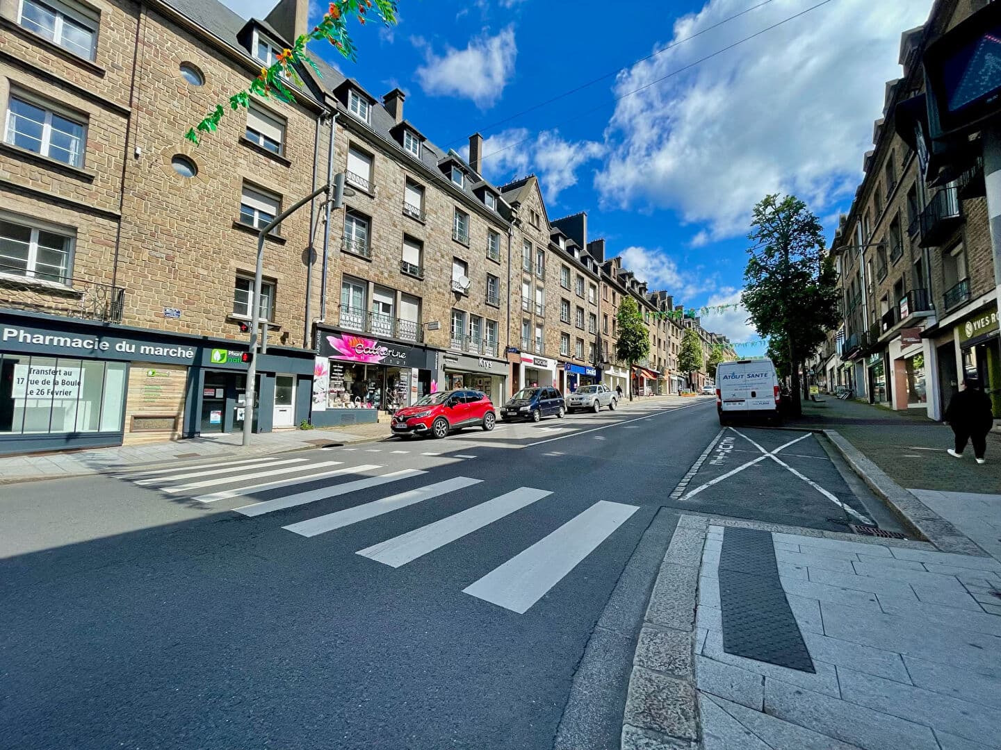 Local commercial 63 m² — ORNE — photo 1