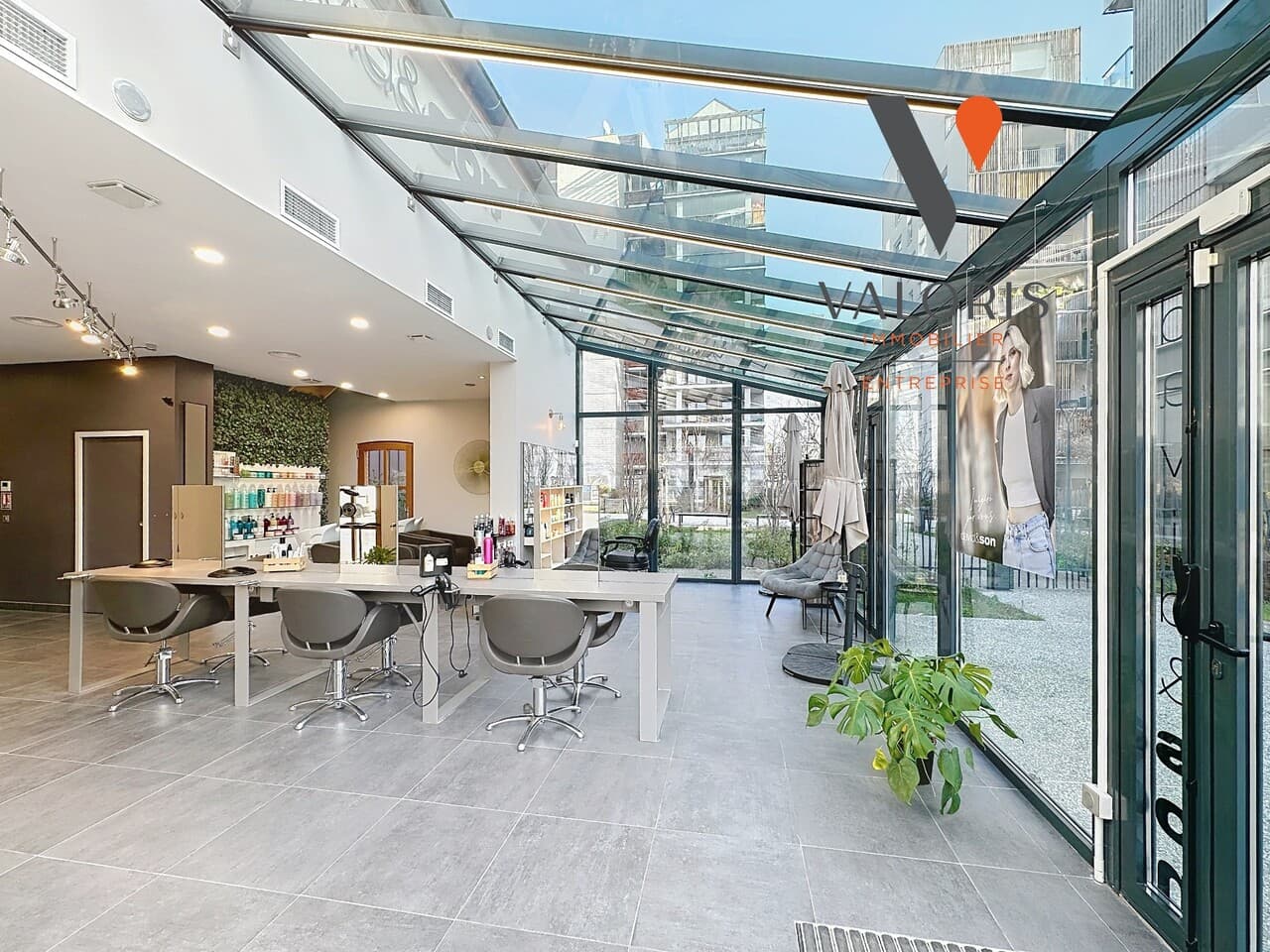 Local commercial · 130 m² · Fonds de commerce — photo 2